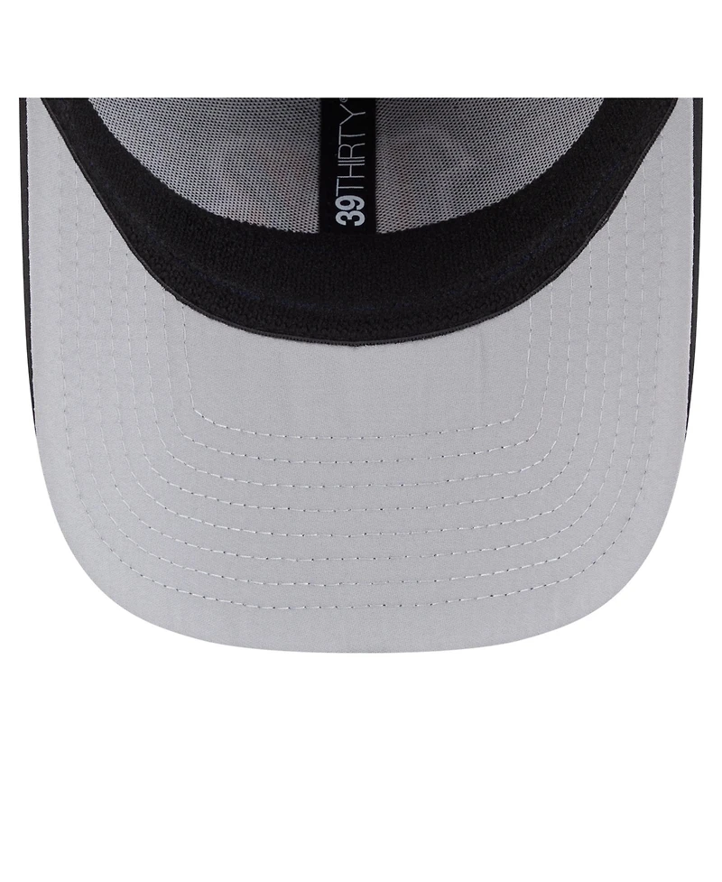 New Era Men's Black Cincinnati Bengals Perforated 39THIRTY Flex Hat
