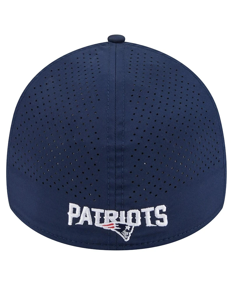 New Era Men's Navy New England Patriots Perforated 39THIRTY Flex Hat