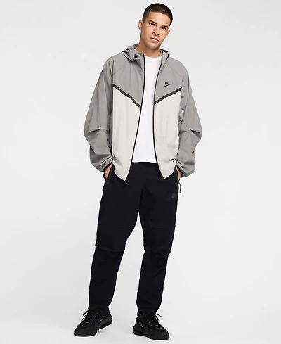 Nike Men's Woven Tech Pants