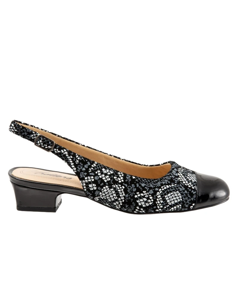 Trotters Women's Dea Pump