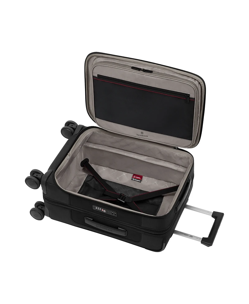 Victorinox Werks Traveler 7.0 Frequent Flyer Carry-On 21"