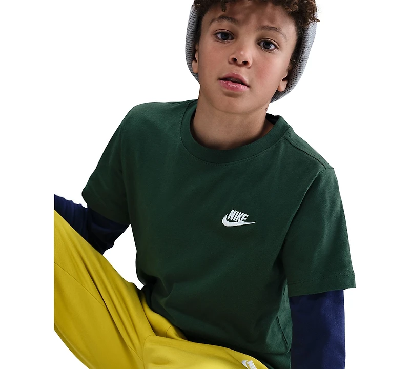 Sportswear Embroidered Logo Graphic T-Shirt