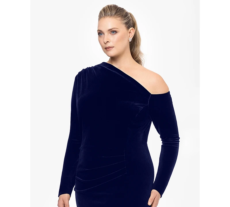 Betsy & Adam Plus Cold-Shoulder Velvet Gown