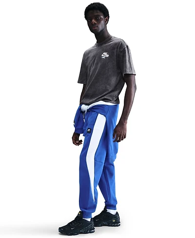 Nike Men's Sportswear Short Sleeve Logo Graphic T-Shirt