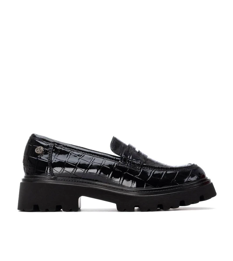 Women's Patent Leather Casual Moccasins By Xti