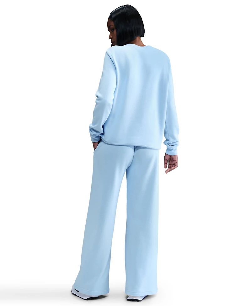 Nike Sportswear Women's Club Fleece Graphic Crewneck Sweatshirt