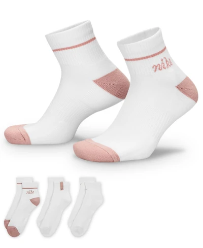 Nike Men's Everyday Plus Cushioned 3-Pack Ankle Socks