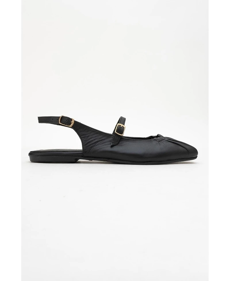 Forever & Always Shoes Britney Leather Closed-Toe Sandal (Women)