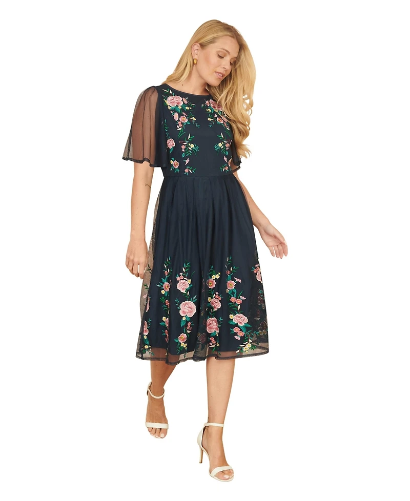 Yumi Women's Embroidered Mesh Sleeve Prom Dress