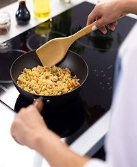 Joyce Chen Carbon Steel Classic Series 9.5" Pre-Seasoned Stir Fry Pan