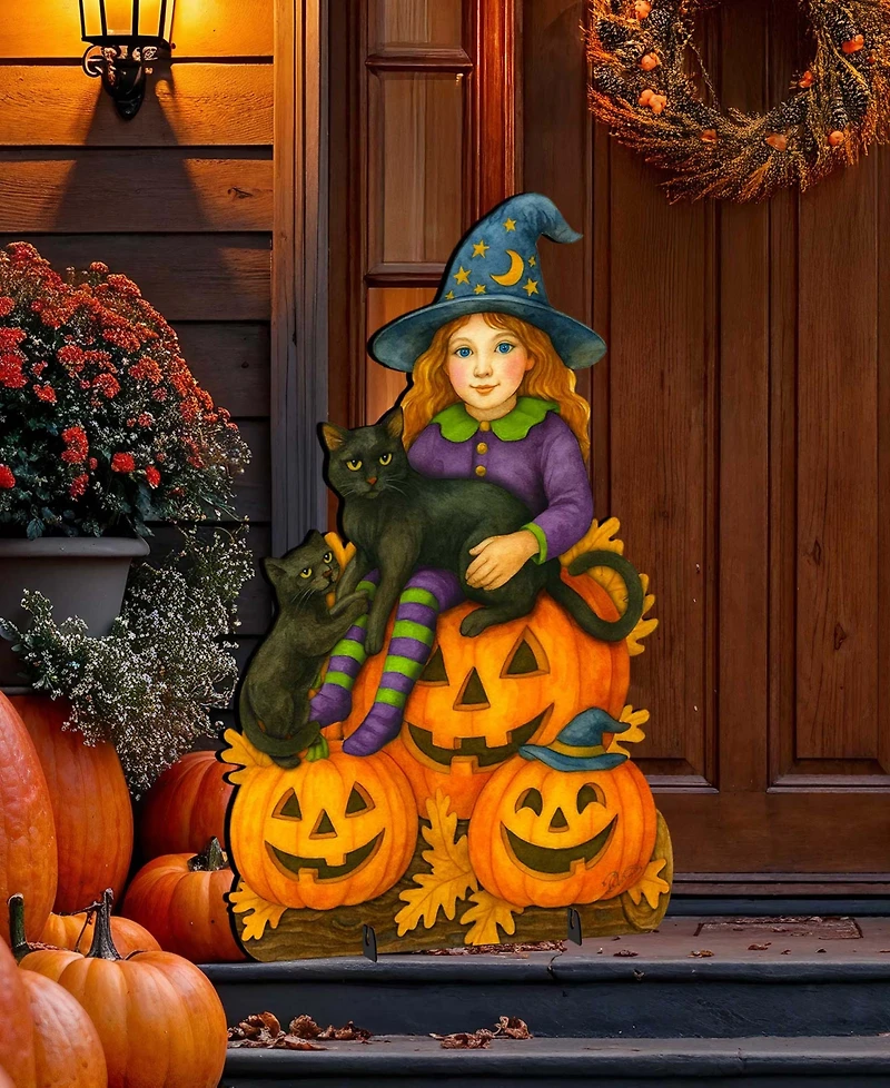 Designocracy Halloween Witch Outdoor Garden Decor