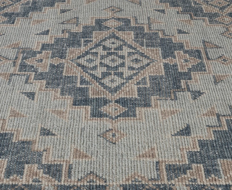 Obeetee Palace Whitley 5'x8' Area Rug
