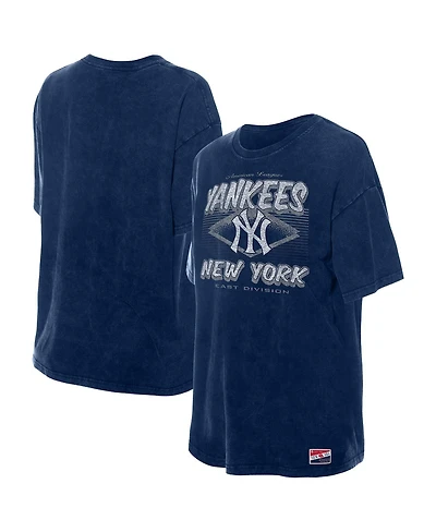 New Era Women's Navy New York Yankees Mineral Wash Oversized T-Shirt