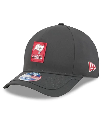 New Era Men's Charcoal Tampa Bay Buccaneers 2025 Sideline Cold Weather 9FORTY M-Crown Adjustable Hat