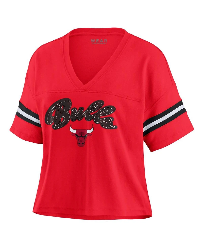 Wear by Erin Andrews Women's Red Chicago Bulls Color Block Boxy V-Neck T-Shirt