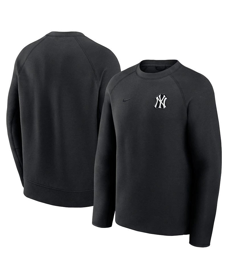 Nike Men's Black New York Yankees Tech Fleece Raglan Sweatshirt