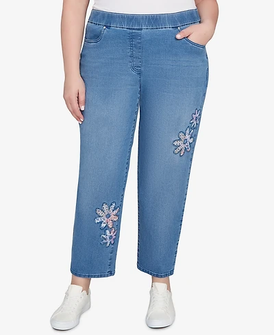 Alfred Dunner Plus Hilton Head Floral Applique Detail Short Length Jeans