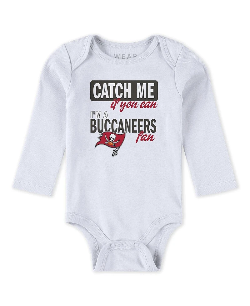Wear by Erin Andrews Baby Boys and Girls Newborn 3-Piece Tampa Bay Buccaneers Turn Me Around Bodysuits Pant Set