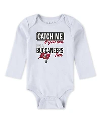 Wear by Erin Andrews Baby Boys and Girls Newborn 3-Piece Tampa Bay Buccaneers Turn Me Around Bodysuits Pant Set