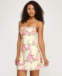 Seni & Cade Juniors' Floral Square Neck Back Strap Satin Dress