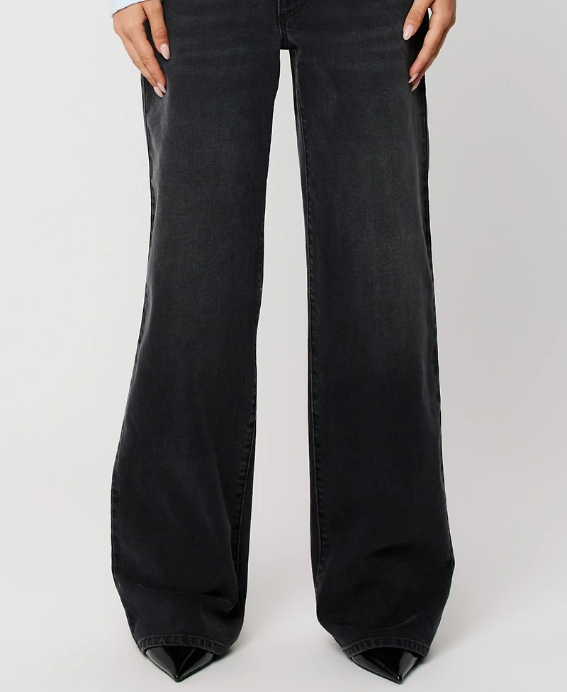 Abrand Women's Low-Rise Jeans