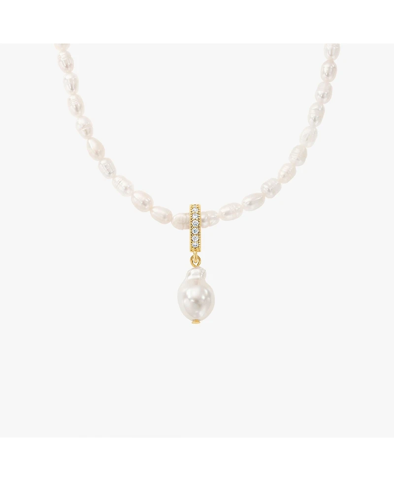 Bearfruit Jewelry Nacre Cultured Pearl Necklace with Teardrop Shaped Charm Pendant
