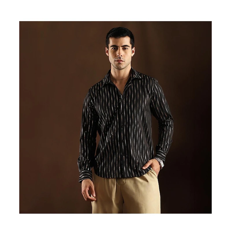 Campus Sutra Men's Metallic-Vined Shirt