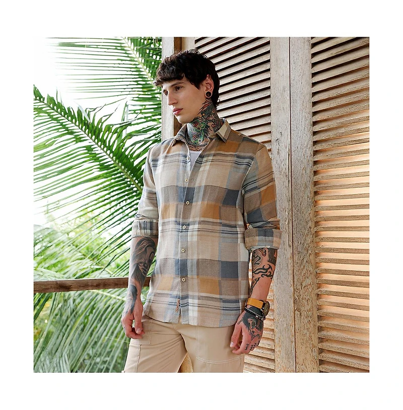 Campus Sutra Men's Gradient-Plaid Regular Shirt