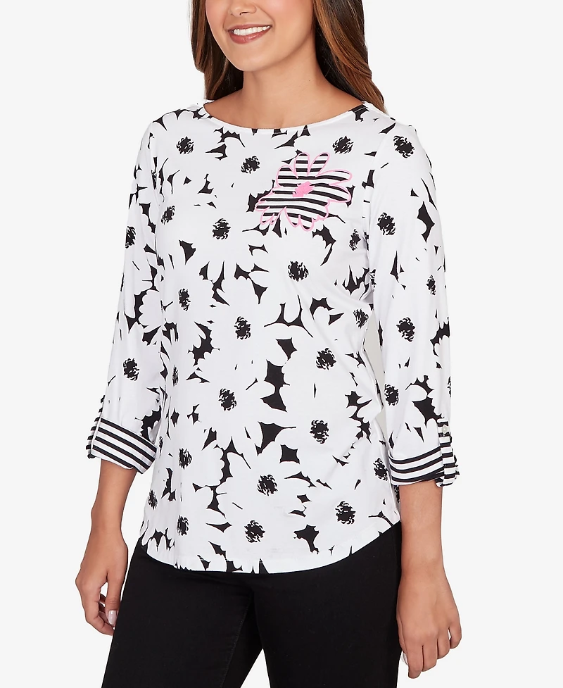 Ruby Rd. Petite Embroidered Daisy Graphic Top
