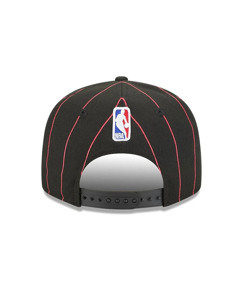 New Era Men's Black Chicago Bulls Jersey Hook Statement Edition 9FIFTY Snapback Hat