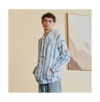 Campus Sutra Men's Sky Blue Dye-Drip Pullover Hoodie