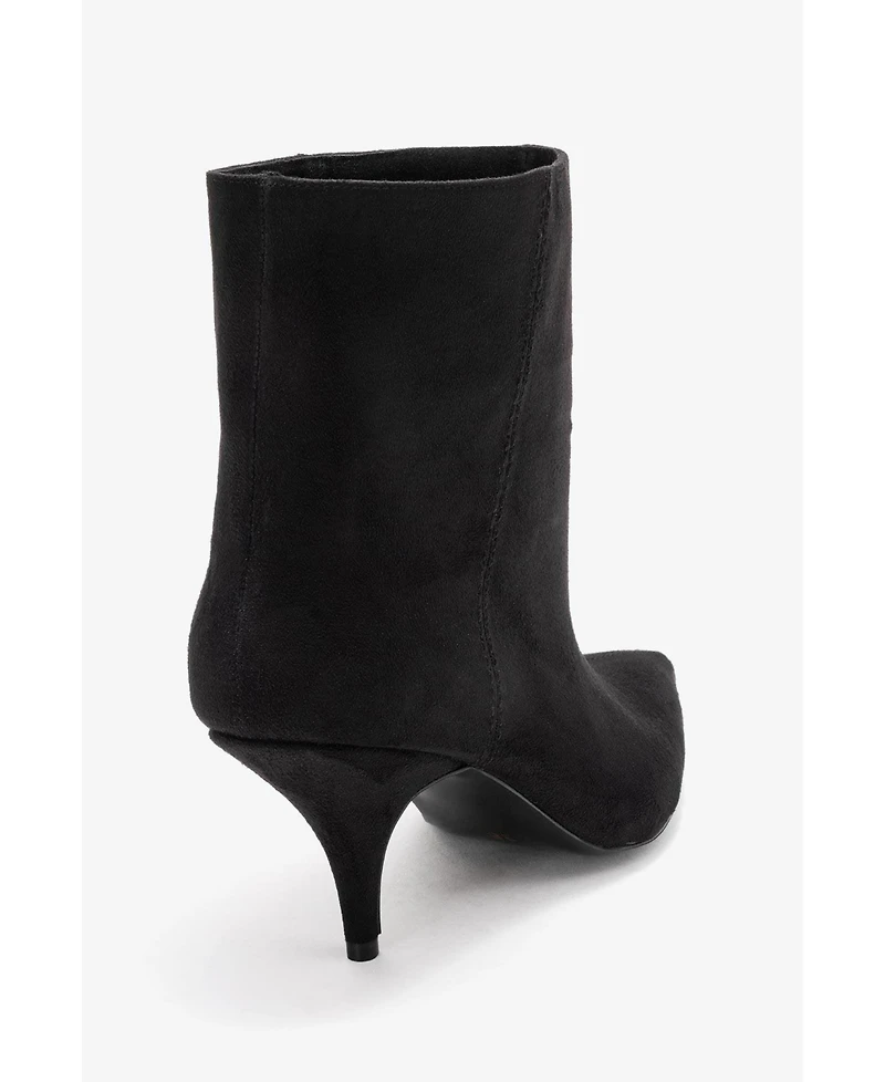 Prologue Shoe Women's Brivelle Pointed Toe Boot