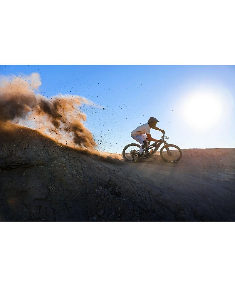 Canon Eos R6 Mark Iii Mirrorless Camera with Rf 24-105mm f/4-7.1 Is Stm Lens