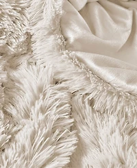 Unikome Plush Down Alternative Comforter