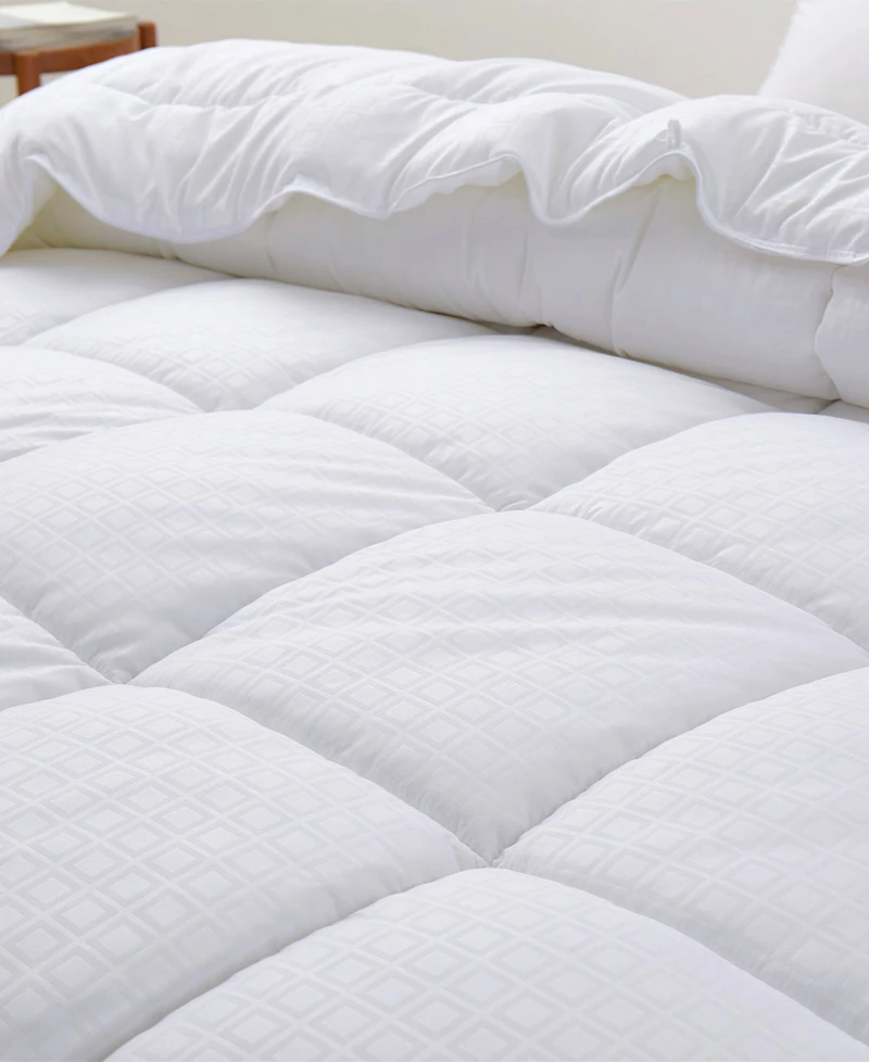 Unikome Hotel Quality Down Alternative Comforter