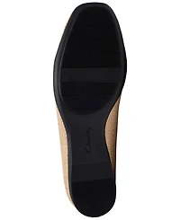 Clarks Women's Jazmynn Bow Round Toe Flats