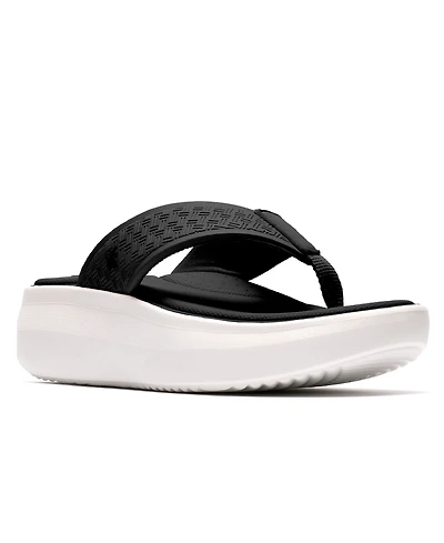 Clarks Women's Solevana Post Round Toe Sandals