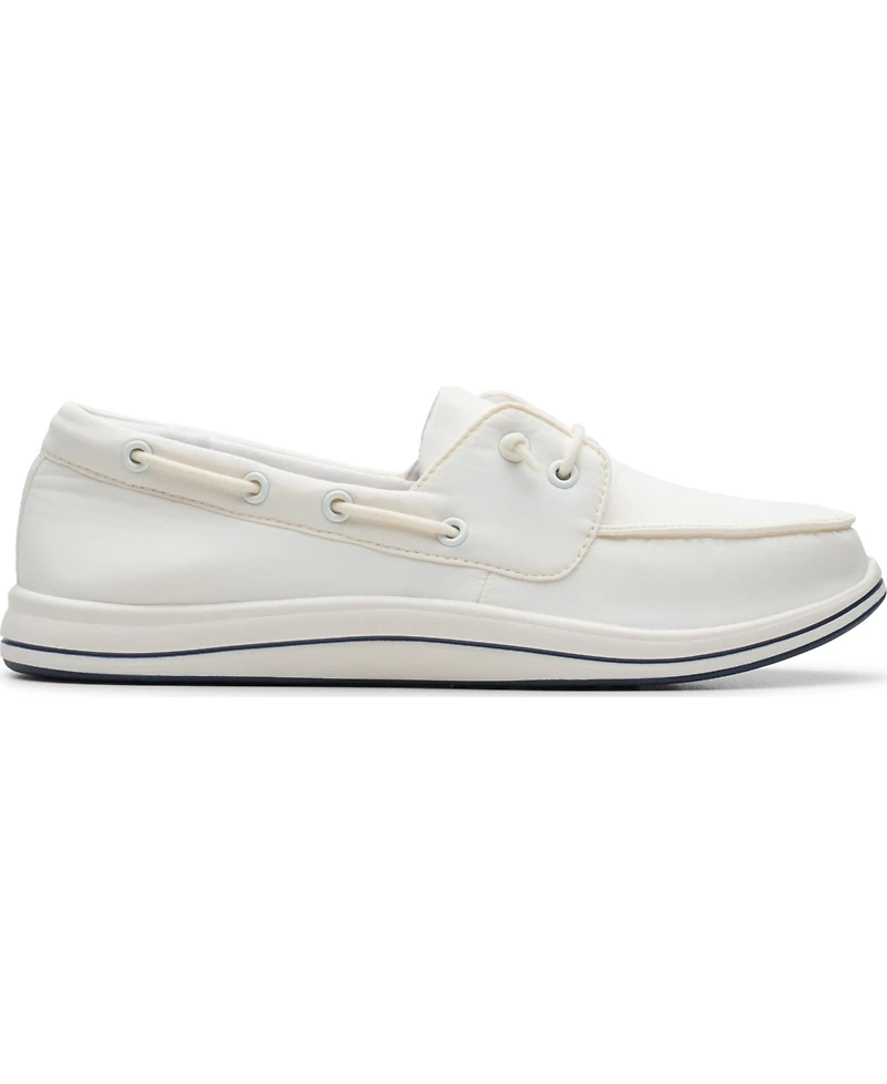 Clarks Women's Breeze Round Toe Boat Flats