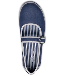 Clarks Women's Breeze Janey Round Toe Flats