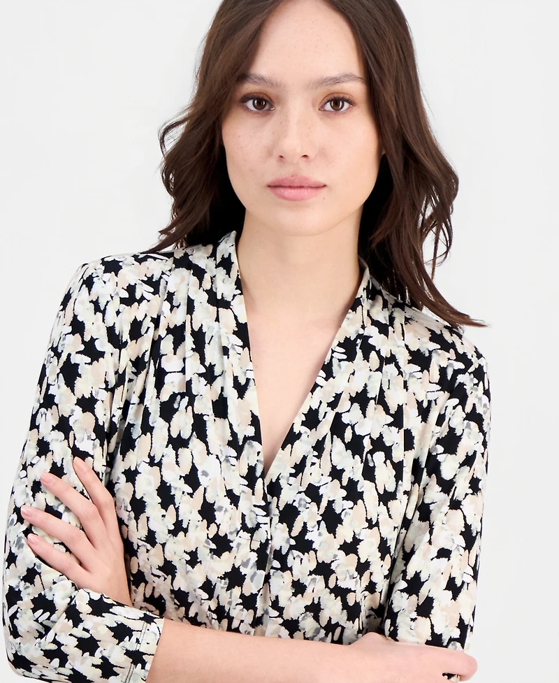 Anne Klein Essentials Petite Printed V-Neck 3/4-Sleeve Top