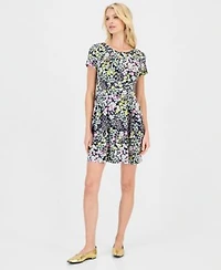 Connected Petite Floral Print Pintuck Short Sleeve Dress