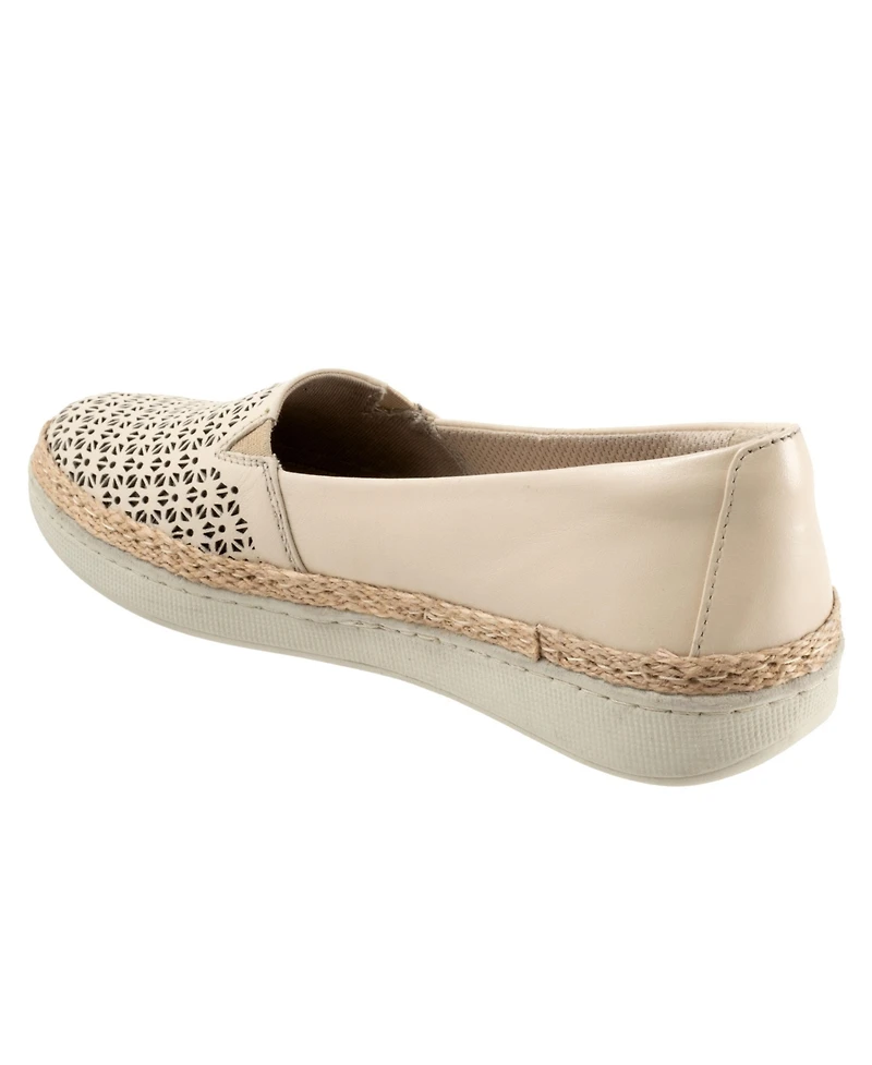 Trotters Accent Perforated Leather Flats