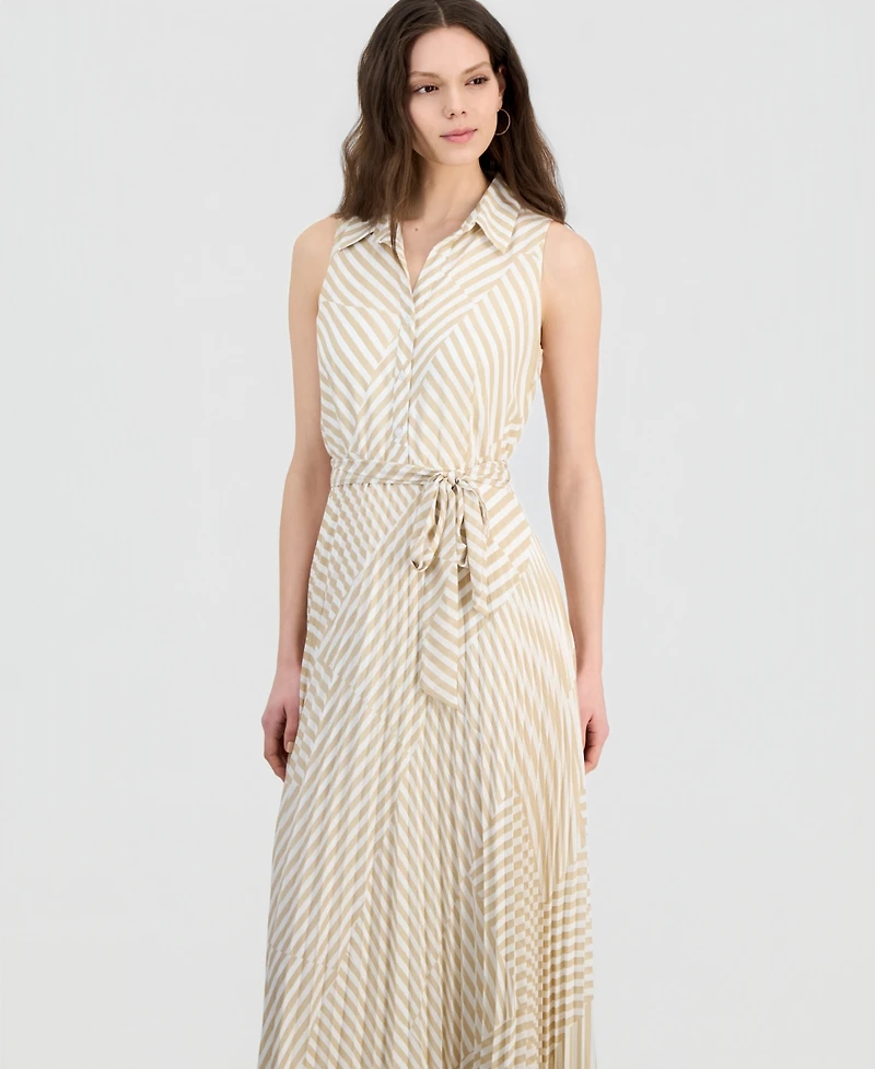 Sandra Darren Petite Printed Pleated Maxi Dress