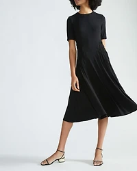 Universal Standard Women's Plus Devi Liquid Jersey Dress