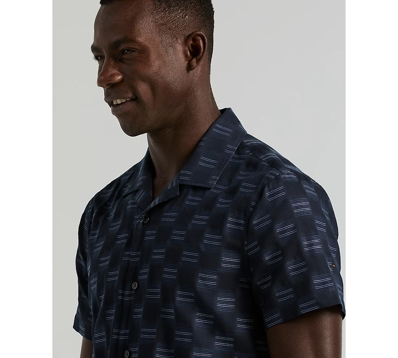 Perry Ellis Men's Camp Collar Clipped Dobby Shirt