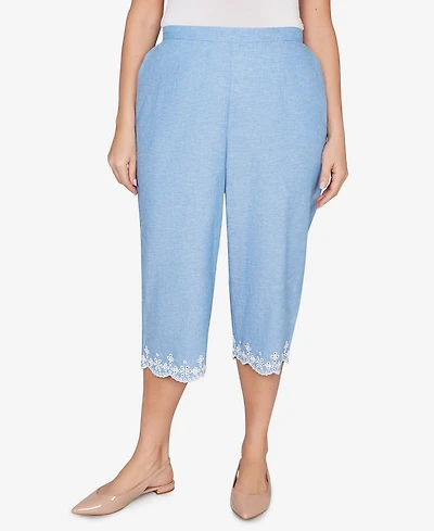 Alfred Dunner Plus Caribbean Blues Eyelet Embroidered Cuff Capri Pants