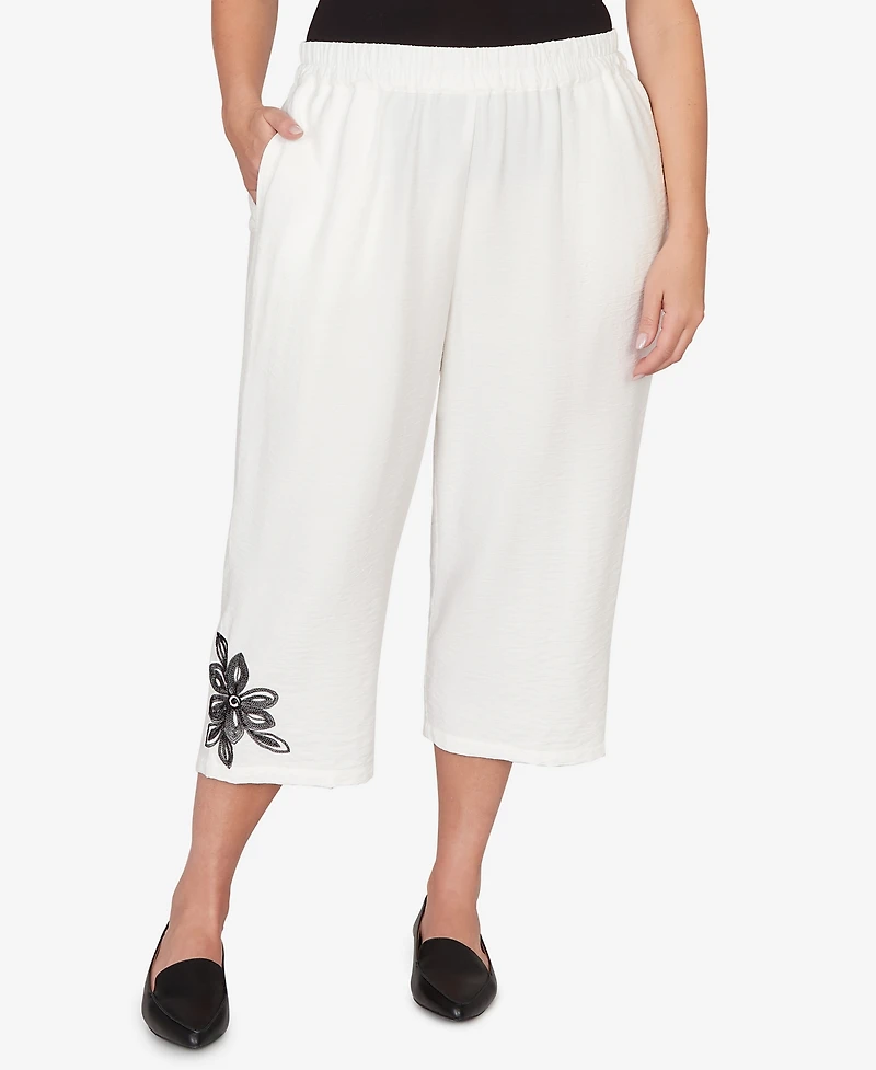 Alfred Dunner Plus Crowd Pleaser Floral Embroidered Relaxed Capri Pants