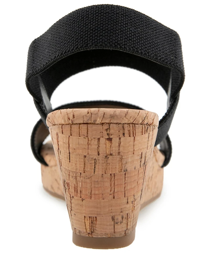 Kensie Women's Jakura Flat Sandal.