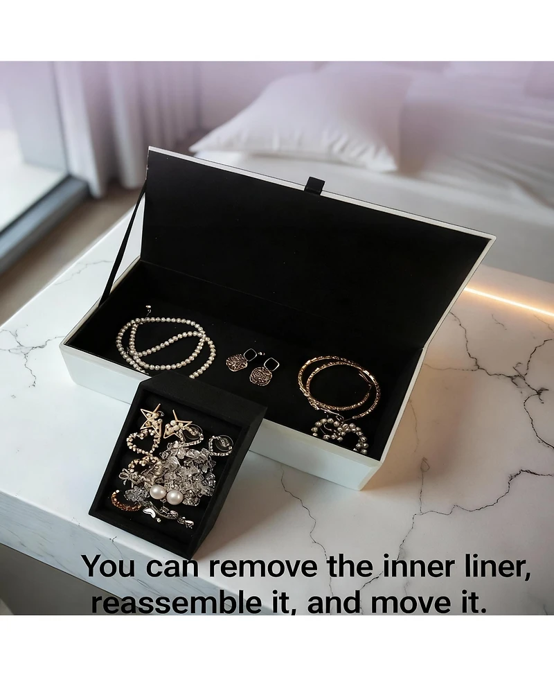 Yigii Handcrafted Glass Jewelry Box with Gradient Design