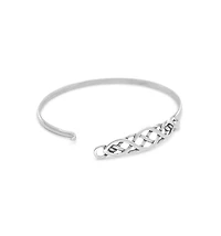 Curata Jewelry 925 Sterling Silver Antiqued Celtic Trinity Knot Hinged Bangle Bracelet